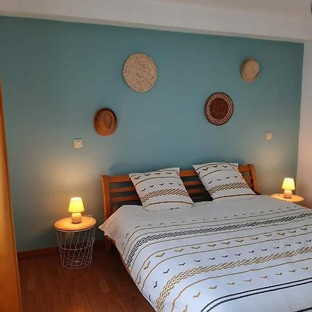 Appartement Centre De 디넝 외부 사진